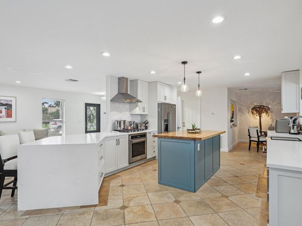 2731 NE 5th Street, Pompano Beach FL 33062