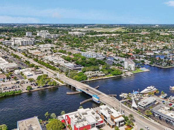 2731 NE 5th Street, Pompano Beach FL 33062