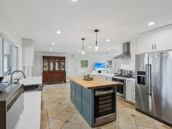 2731 NE 5th Street, Pompano Beach FL 33062