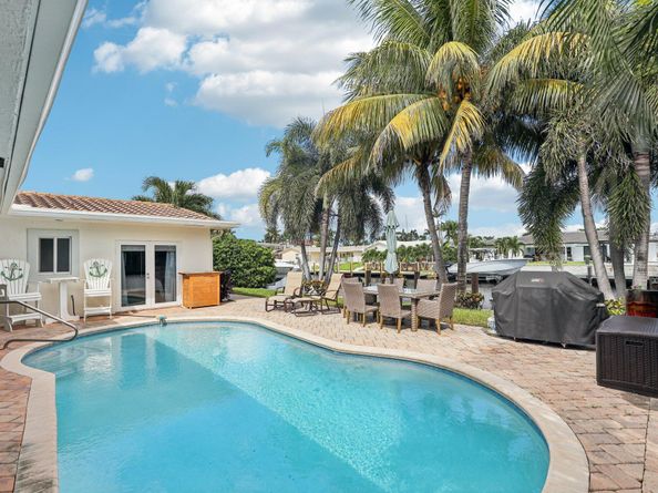 2731 NE 5th Street, Pompano Beach FL 33062