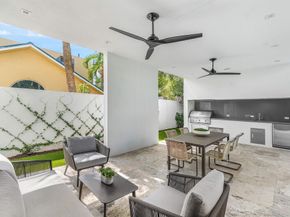 810 Palm Trail, Delray Beach FL 33483