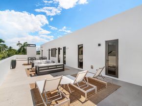 810 Palm Trail, Delray Beach FL 33483