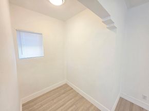 560 NE 15th Ave, Fort Lauderdale FL 33301