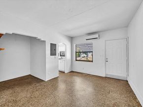 560 NE 15th Ave, Fort Lauderdale FL 33301