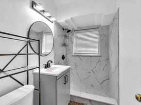 560 NE 15th Ave, Fort Lauderdale FL 33301