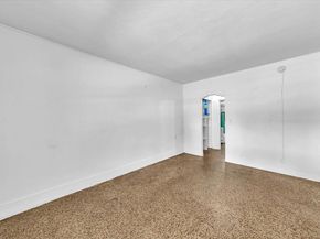 560 NE 15th Ave, Fort Lauderdale FL 33301