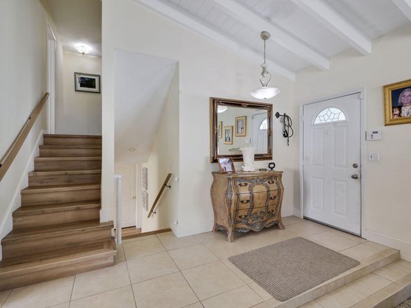 4850 NE 28th Avenue, Fort Lauderdale FL 33308
