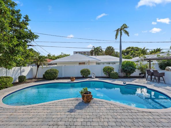 4850 NE 28th Avenue, Fort Lauderdale FL 33308