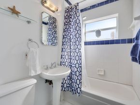 4850 NE 28th Avenue, Fort Lauderdale FL 33308