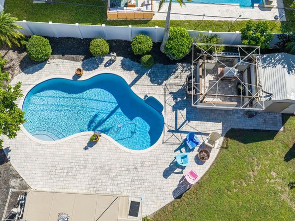 4850 NE 28th Avenue, Fort Lauderdale FL 33308