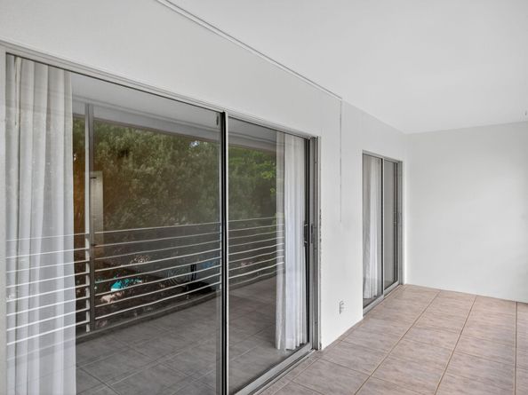 2301 Lucaya Ln M4, Coconut Creek FL 33066