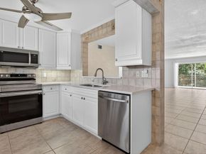 2301 Lucaya Ln M4, Coconut Creek FL 33066