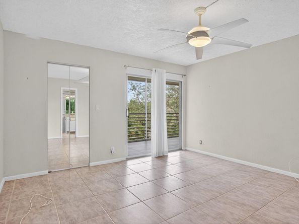 2301 Lucaya Ln M4, Coconut Creek FL 33066