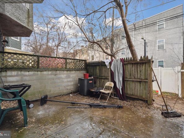 1521 Fontain Street, Philadelphia PA 19121
