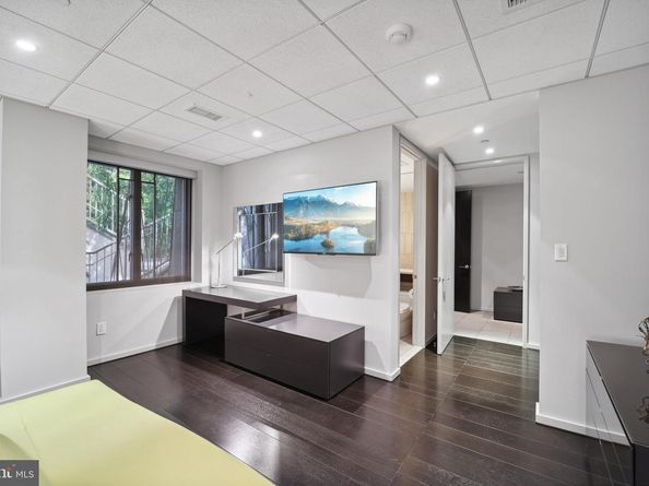 2815 Woodland Drive NW, Washington DC 20008