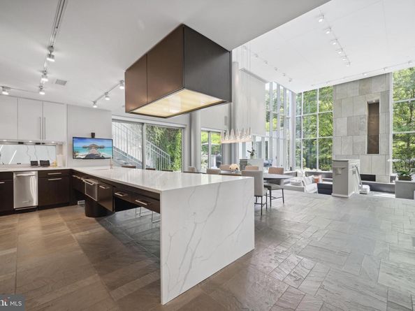 2815 Woodland Drive NW, Washington DC 20008
