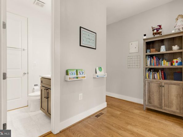 1526 Massachusetts Avenue SE 1, Washington DC 20003