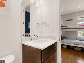 1526 Massachusetts Avenue SE 1, Washington DC 20003
