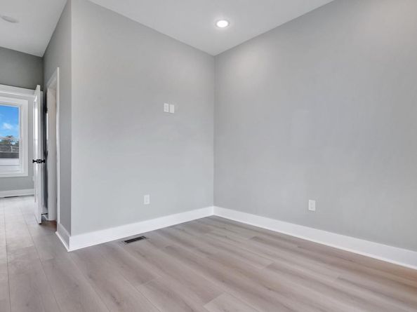 2333 Fairlawn Avenue SE 2, Washington DC 20020
