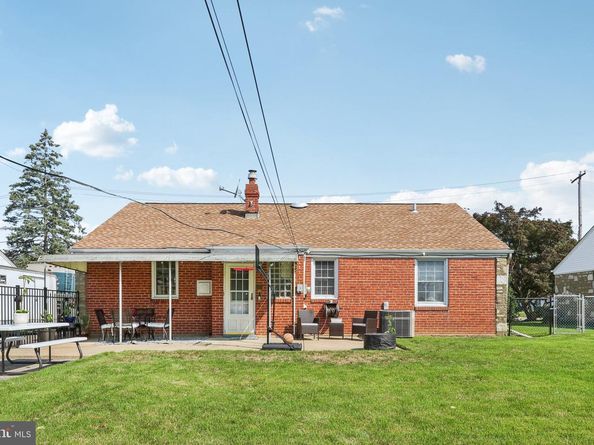 9959 Ferndale Street, Philadelphia PA 19115