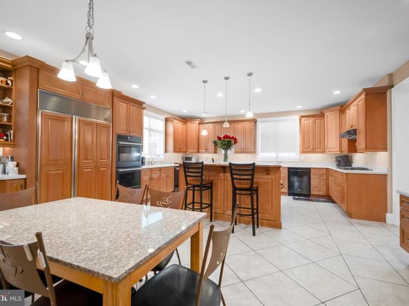 1617 Solly Avenue, Philadelphia PA 19152