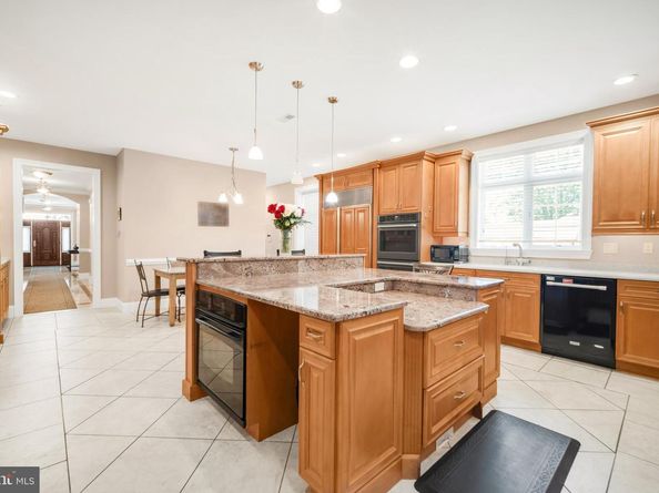 1617 Solly Avenue, Philadelphia PA 19152