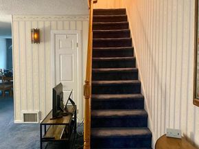 3622 Academy Road, Philadelphia PA 19154
