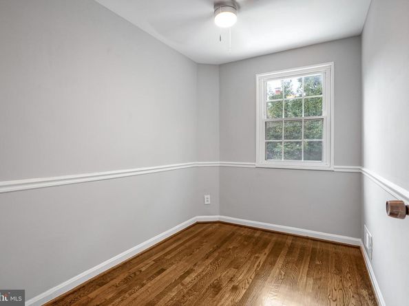 3202 13TH Road S, Arlington VA 22204