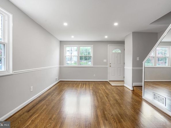 3202 13TH Road S, Arlington VA 22204