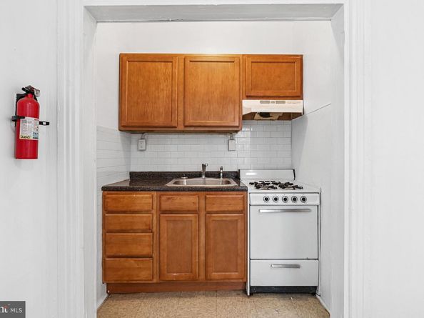 5452 Angora Terrace, Philadelphia PA 19143