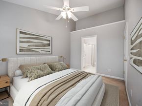 21895 Elkins Terrace 301, Sterling VA 20166