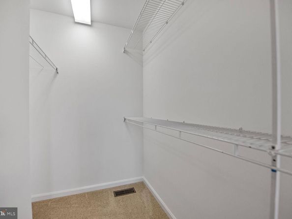 21895 Elkins Terrace 301, Sterling VA 20166
