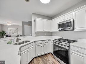 21895 Elkins Terrace 301, Sterling VA 20166