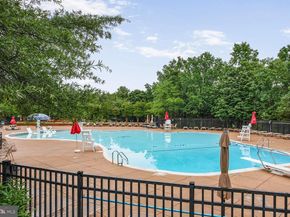 21895 Elkins Terrace 301, Sterling VA 20166
