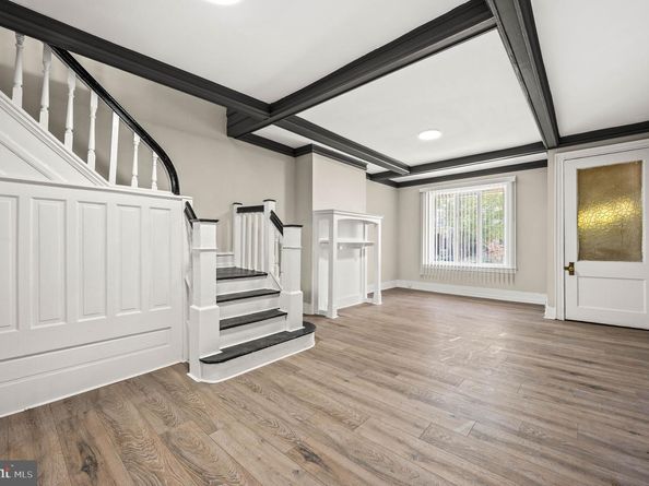 5011 Larchwood Avenue, Philadelphia PA 19143