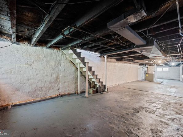 5011 Larchwood Avenue, Philadelphia PA 19143
