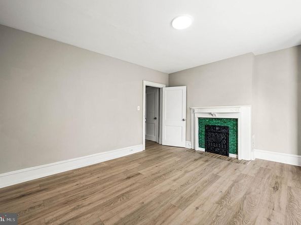 5011 Larchwood Avenue, Philadelphia PA 19143