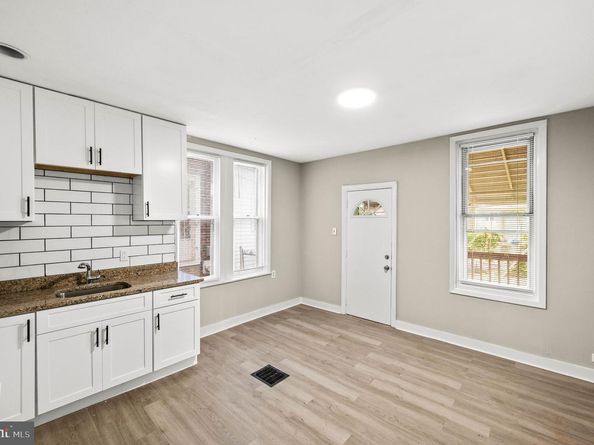 5011 Larchwood Avenue, Philadelphia PA 19143