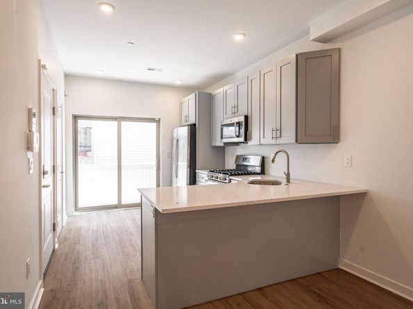 1105 S 27TH Street, Philadelphia PA 19146