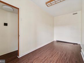 413 E Girard Avenue, Philadelphia PA 19125