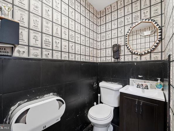 413 E Girard Avenue, Philadelphia PA 19125