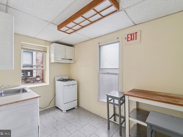 413 E Girard Avenue, Philadelphia PA 19125