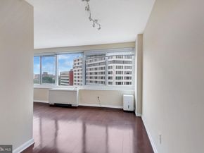 1330 New Hampshire Avenue NW 911, Washington DC 20036