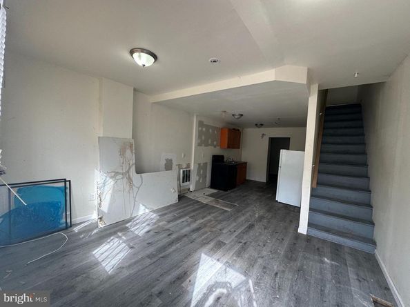 1047 W Nevada Street, Philadelphia PA 19133