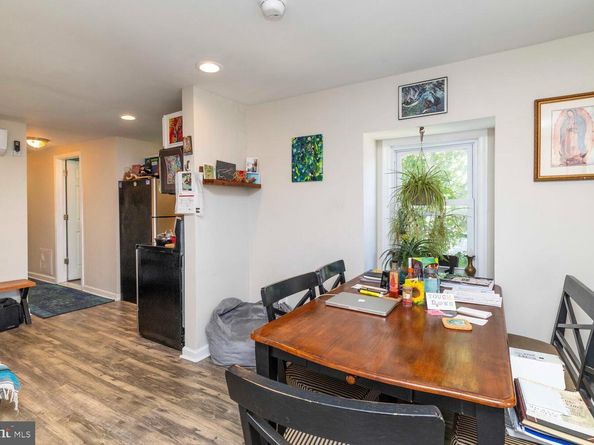 113 W Queen Lane, Philadelphia PA 19144