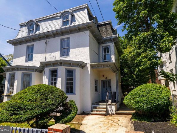 113 W Queen Lane, Philadelphia PA 19144