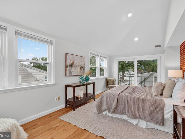 5021 25TH Road N, Arlington VA 22207