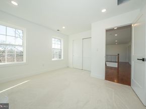 2627 County Line Rd, Chalfont PA 18914