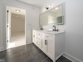 2627 County Line Rd, Chalfont PA 18914