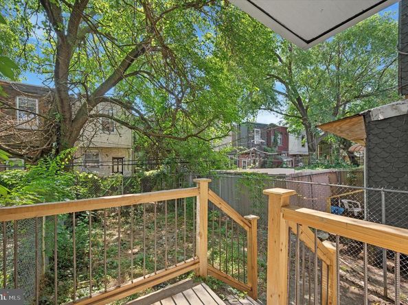 4933 N 10TH Street, Philadelphia PA 19141